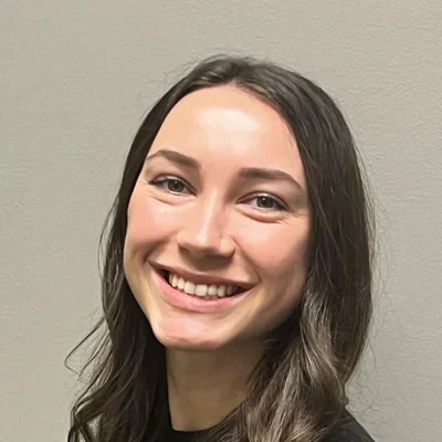 A headshot photo of Carrera Gemmer, a chiropractor at Generation Chiropractic